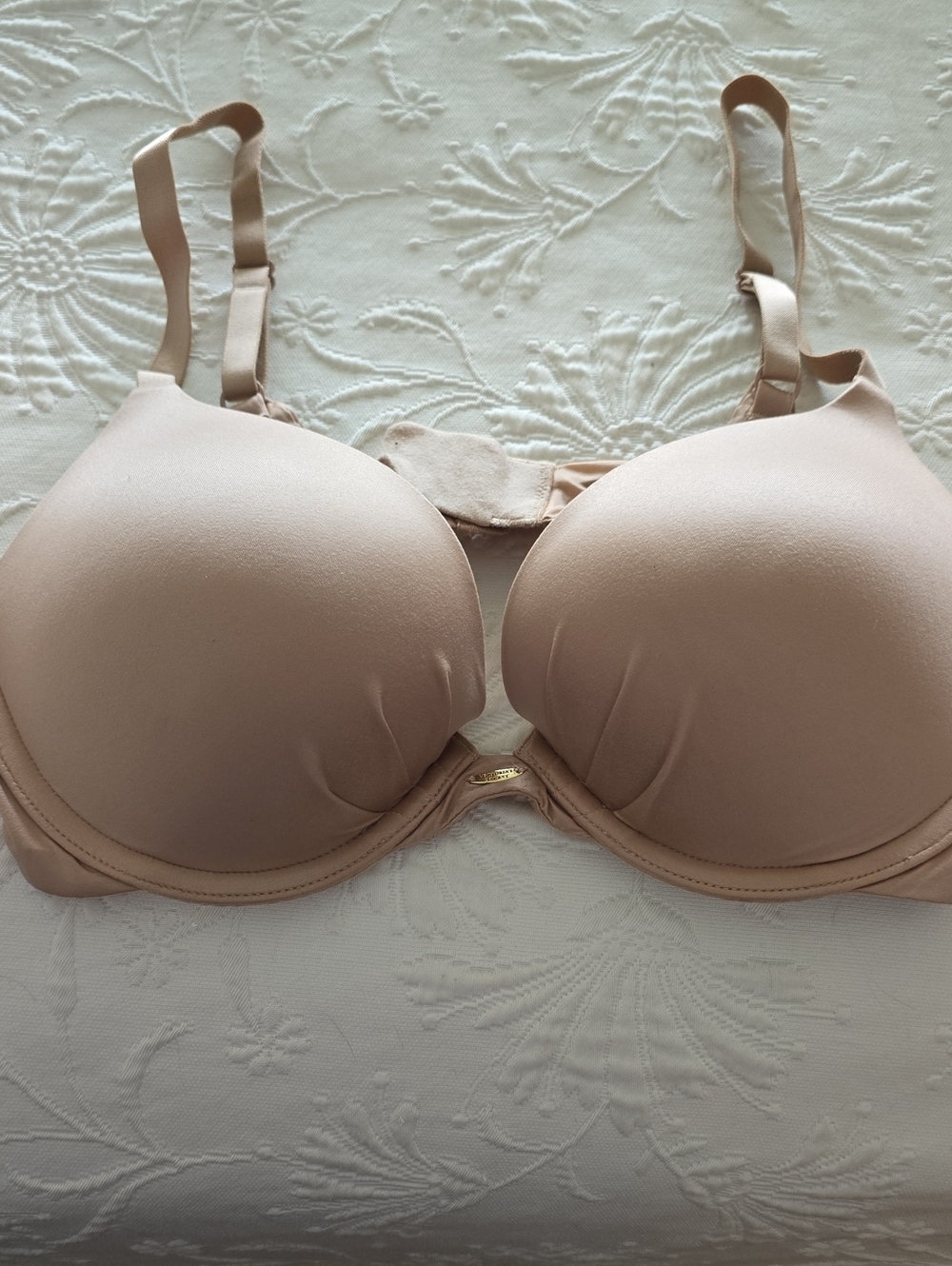 Victoria's Secret Smooth Nude Push-Up Bra
